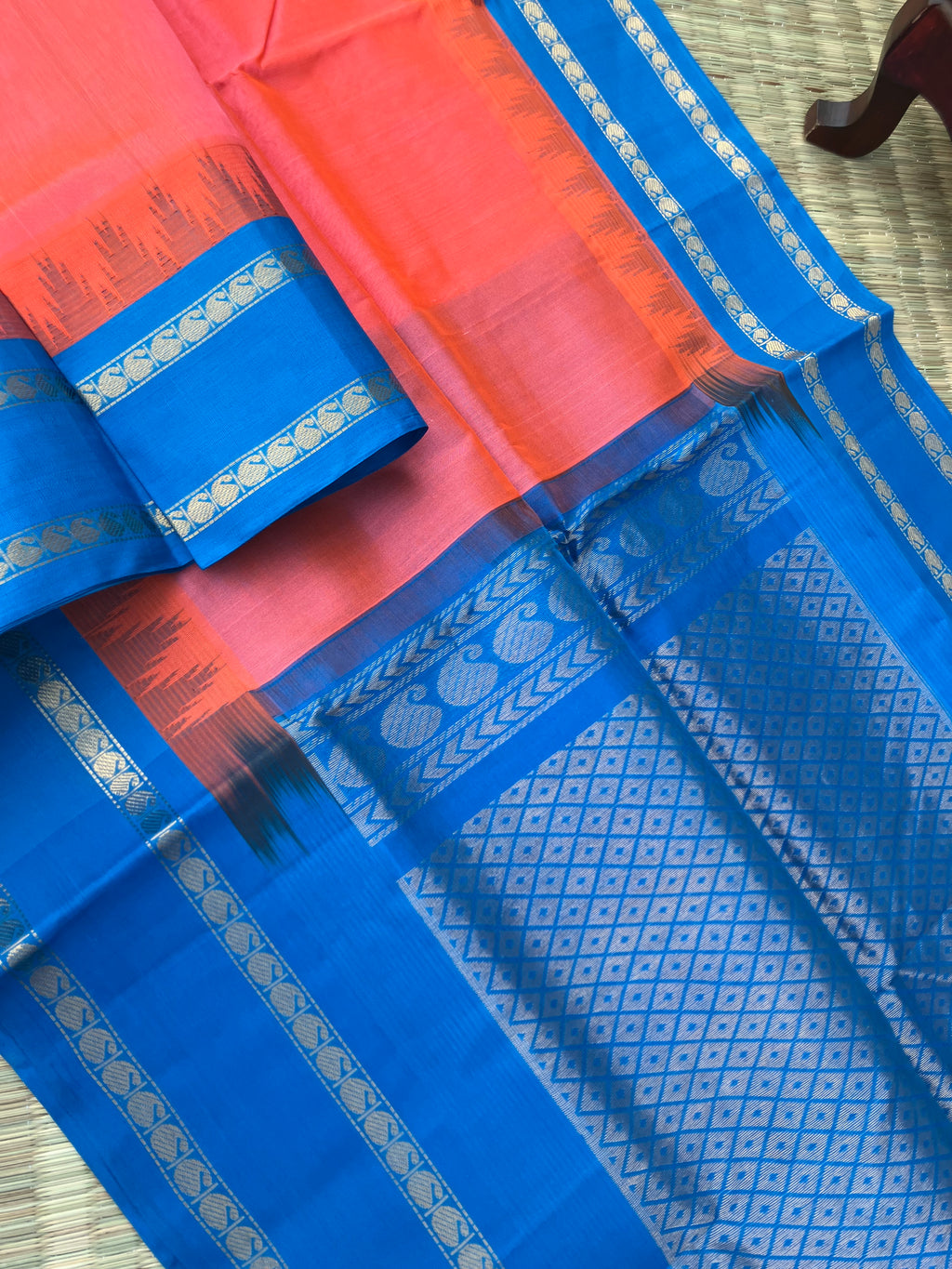 Korvai Silk Cotton - bubble gum pink and Anand blue