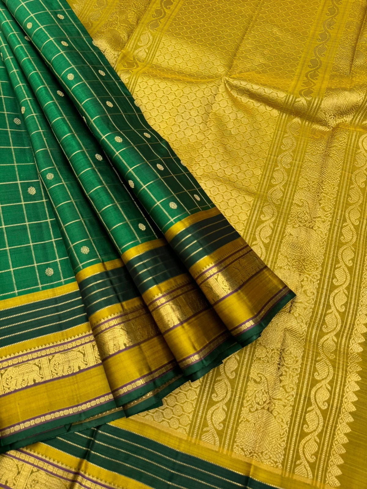 Meenakshi - the beautiful Meenakshi green and golden fenugreek mustard with moppula woven borders and kattam buttas woven body
