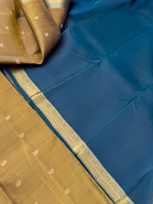 Leela - The bliss of small border Kanchivarams - very rare and unusual unique colour combination of fenugreek and teal