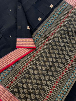 Mangalavastaram - black with Meenakari woven buttas and pall
