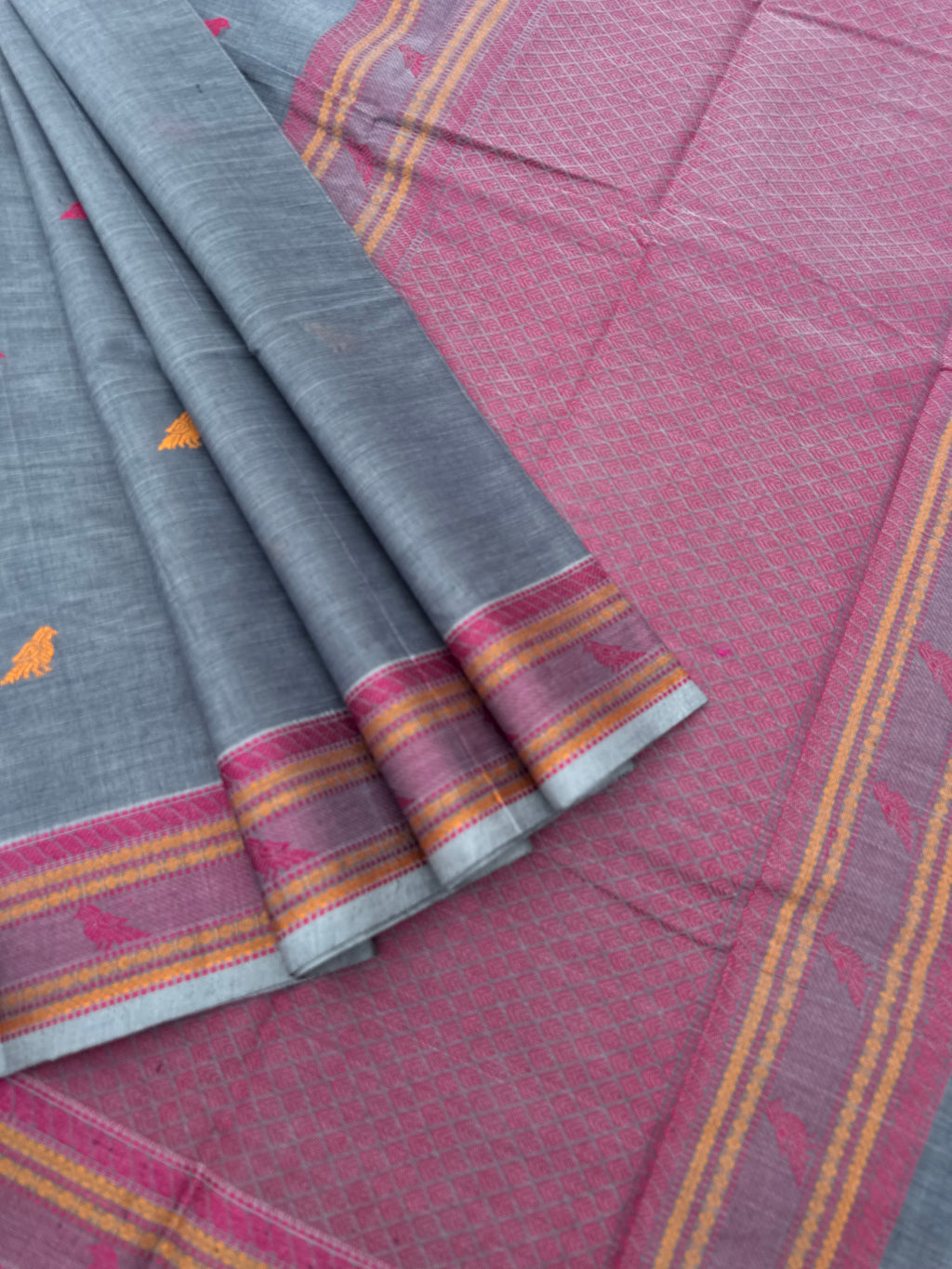 Mangalavastaram - stunning grey with parrots woven buttas