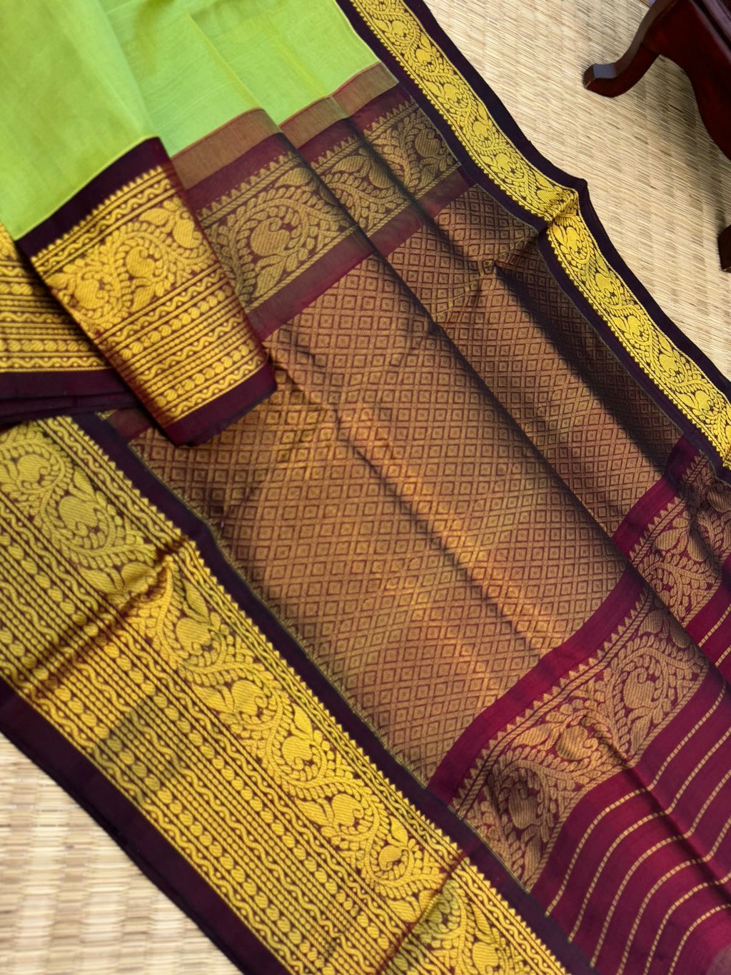Korvai Silk Cottons - pastel pista green and aarku
