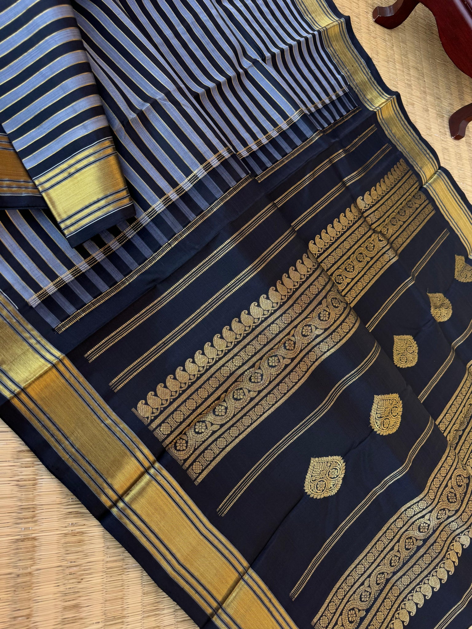 Vari - Stripes woven Kanchivaram | Grey and black