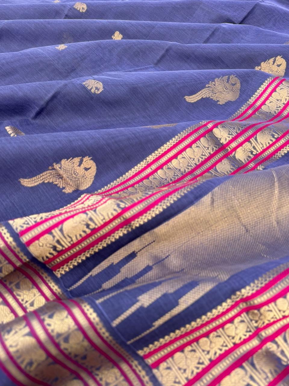 Zari Kissed Silk Cotton - a stunning konjum killi woven thindhu butta with small elephants and annapakshi woven buttas