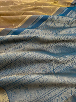 Leela - The bliss of small border Kanchivarams - very rare and unusual unique colour combination of fenugreek and teal