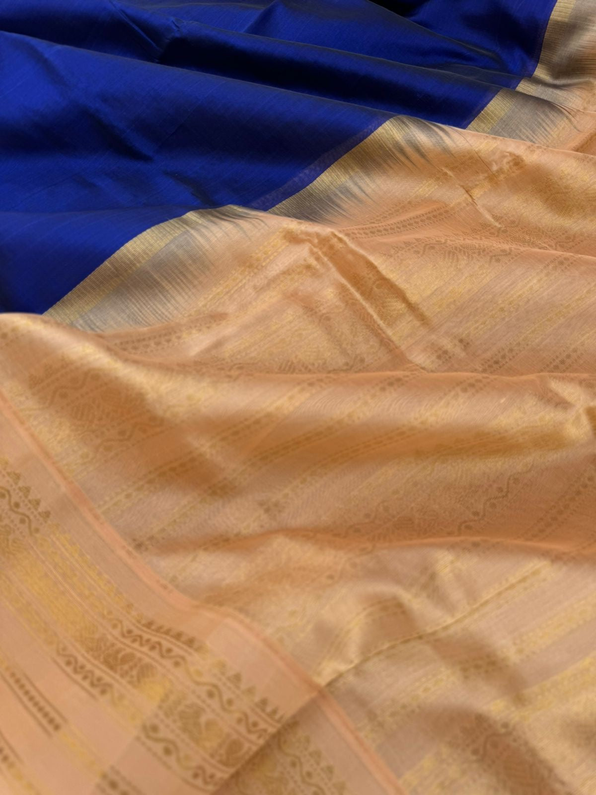 Korvai Silk Cotton - dark navy blue and sandalwood