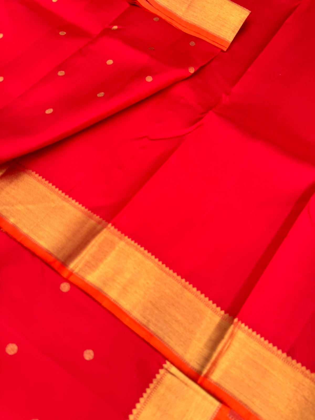 Colours of Navarathri 2025 on Kanchivarams - wear this full tomato red and gold kanchivaram style with any of your gold or diamond jewellery !! You will be talk of the town for sure