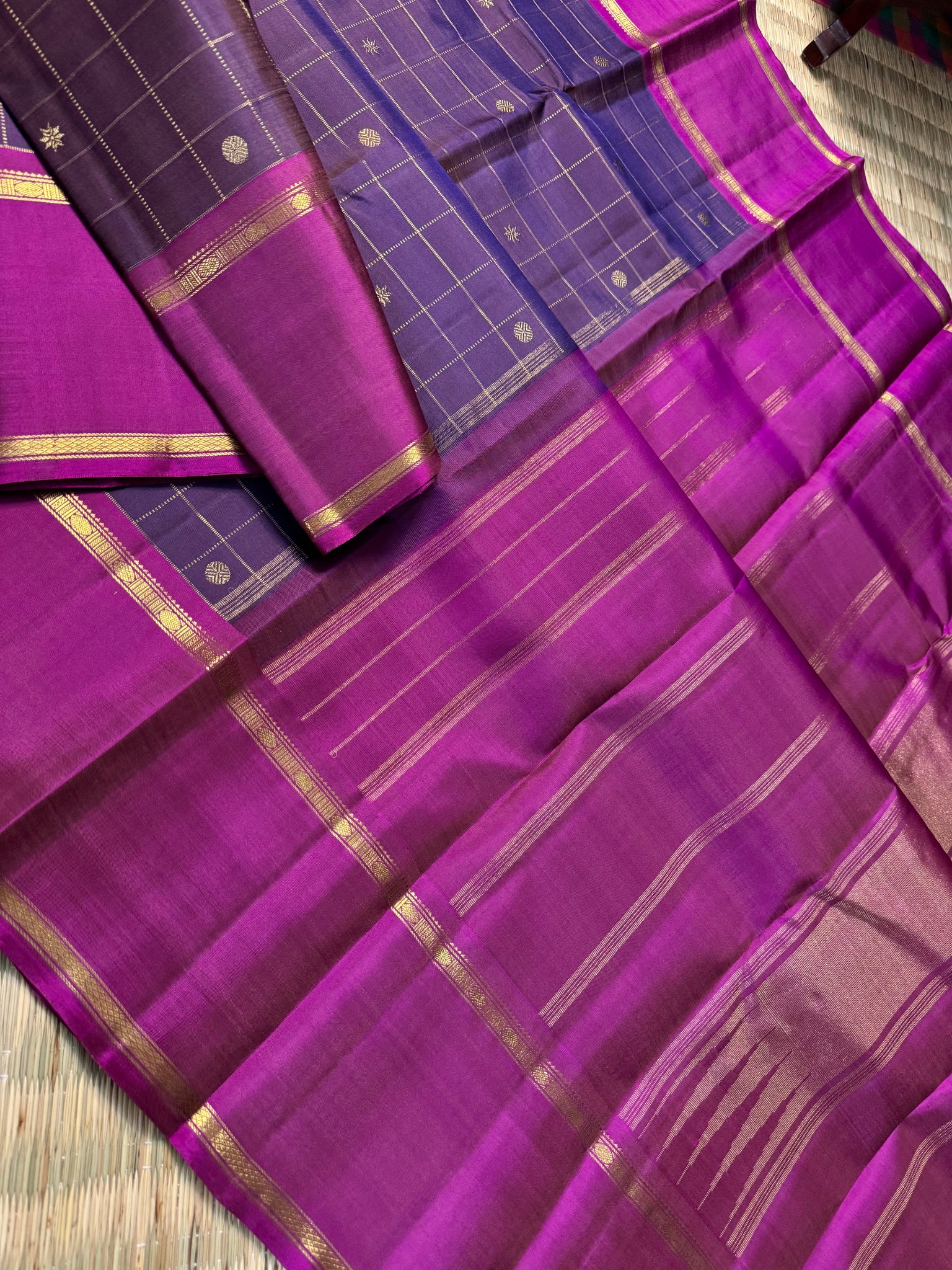Heriyae - Molten Mettalic Kanchivarams - unusual dual tone of dark majenta purple kattam buttas and retta pett
