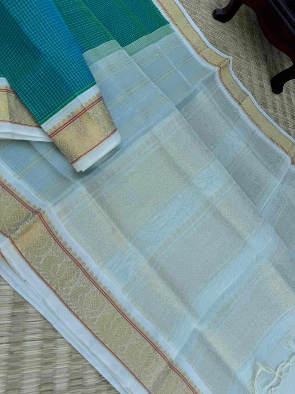 Korvai Silk Cottons -dual tone aqua blue green podi kattam with off white pallu and blouse