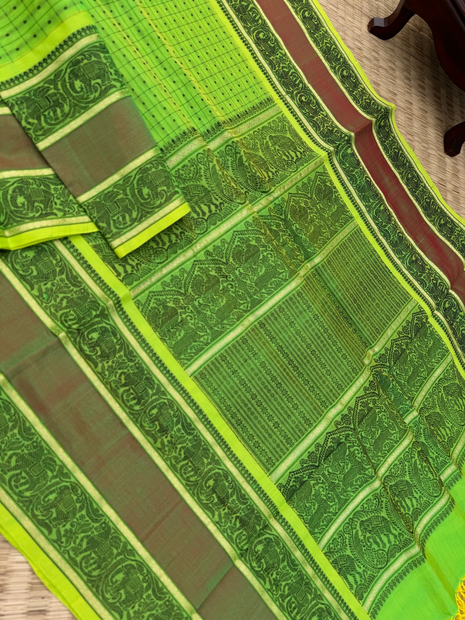 Woven Motifs Silk Cotton - fluorescent green lakshadeepam