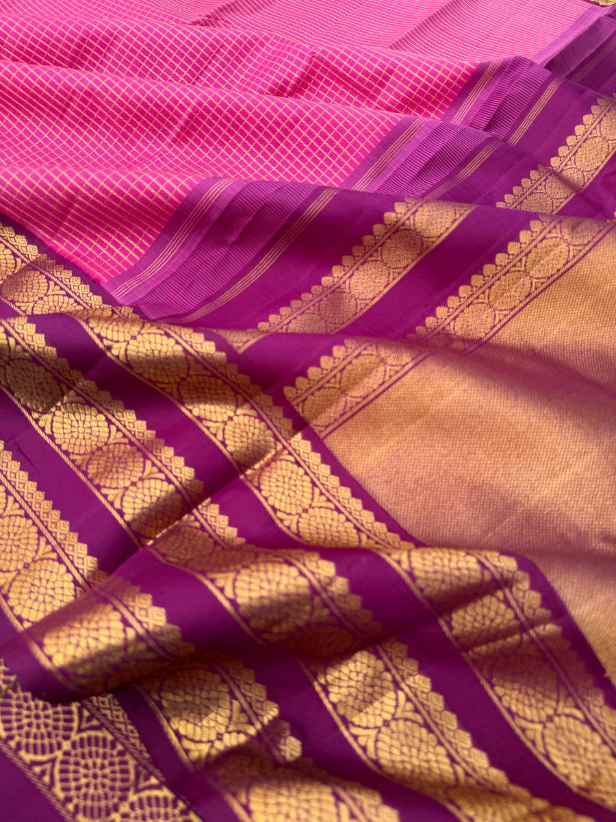 Vintage Ragas on Kanchivarams - What a stunning pink on majentha vaira ...