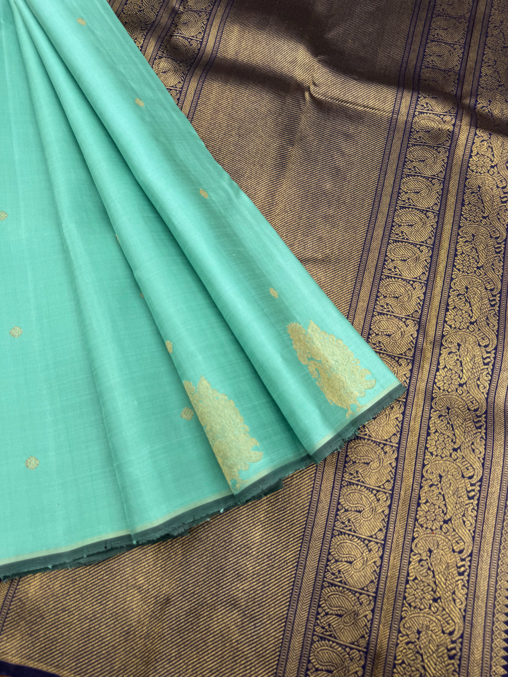 Diwali Edits - Kanchivaram For All Occasions - pastel pista ice cream borderless Kanchivaram with navy blue pallu and blouse