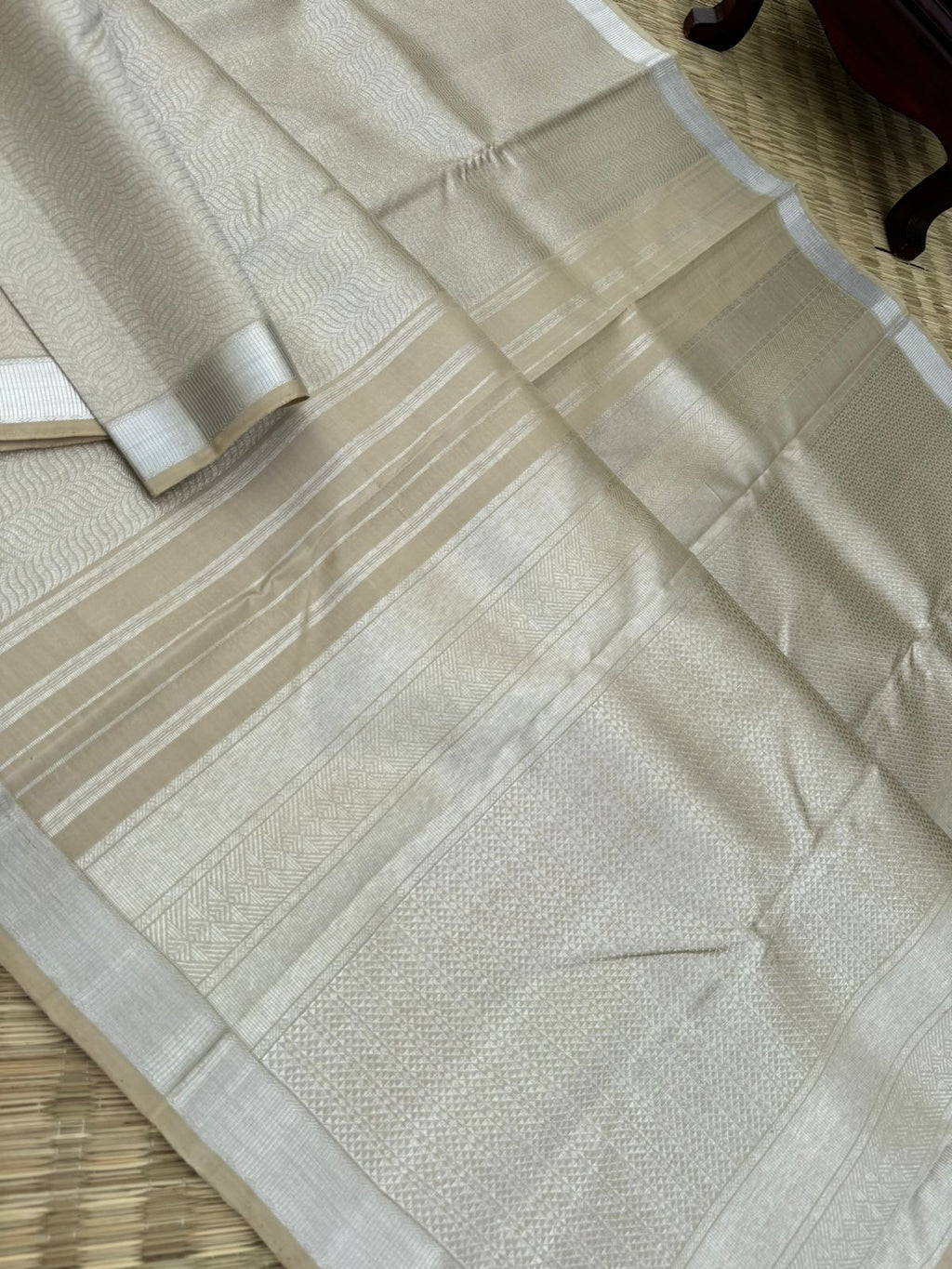 Saraswathi - the beige base and full body silver zari woven Kanchivaram