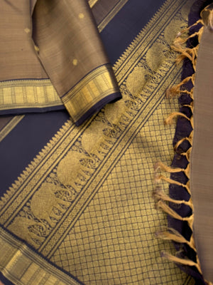 Leela - The bliss of small border Kanchivarams - very rare metallic bronze black coffee tone