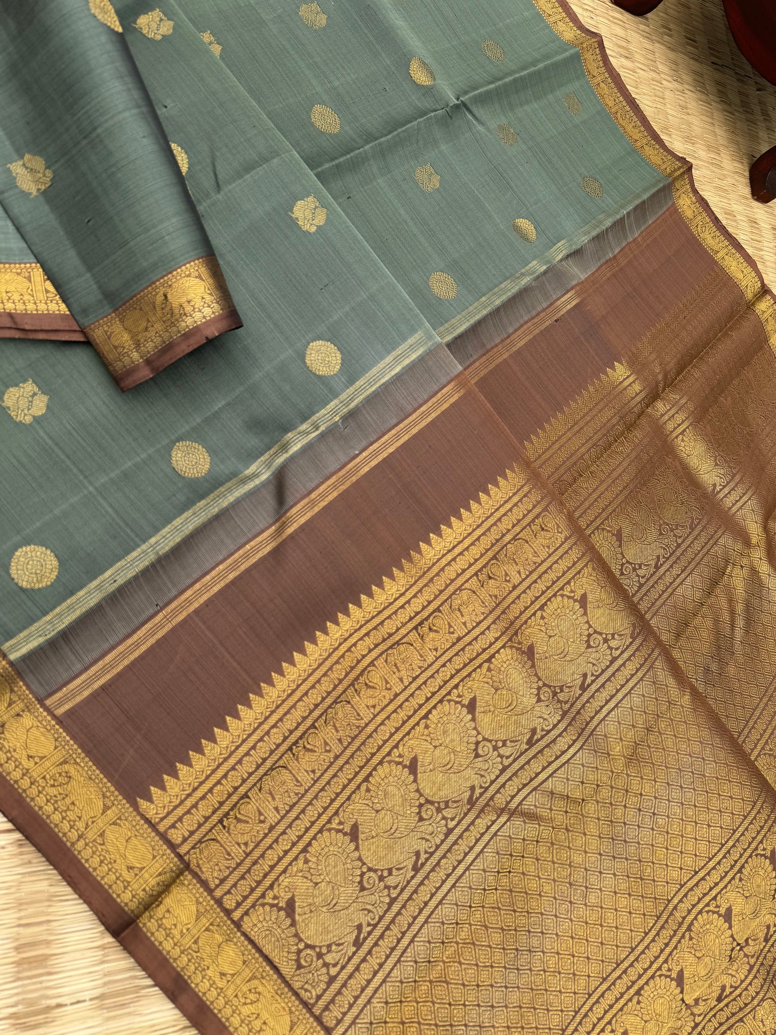 Leela - The bliss of small border Kanchivarams - unusual beige grey and a chocolate