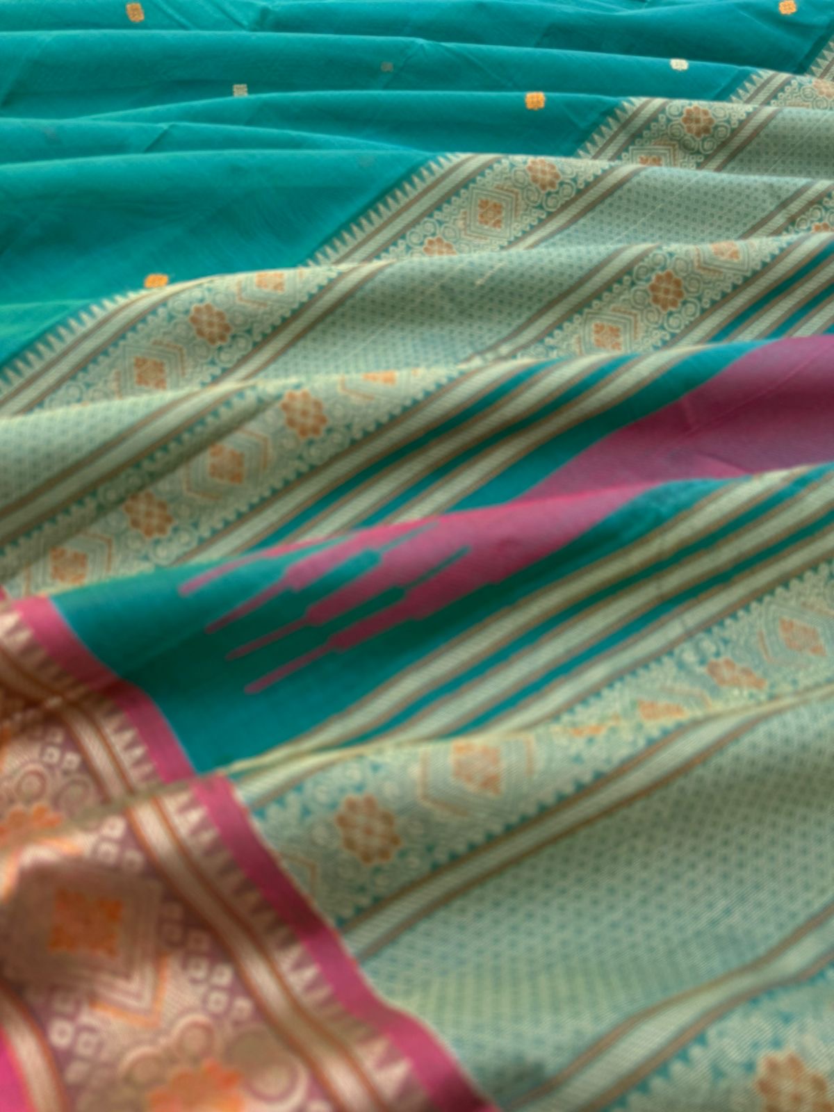 Mangalavastaram - rama green with meerakari borders