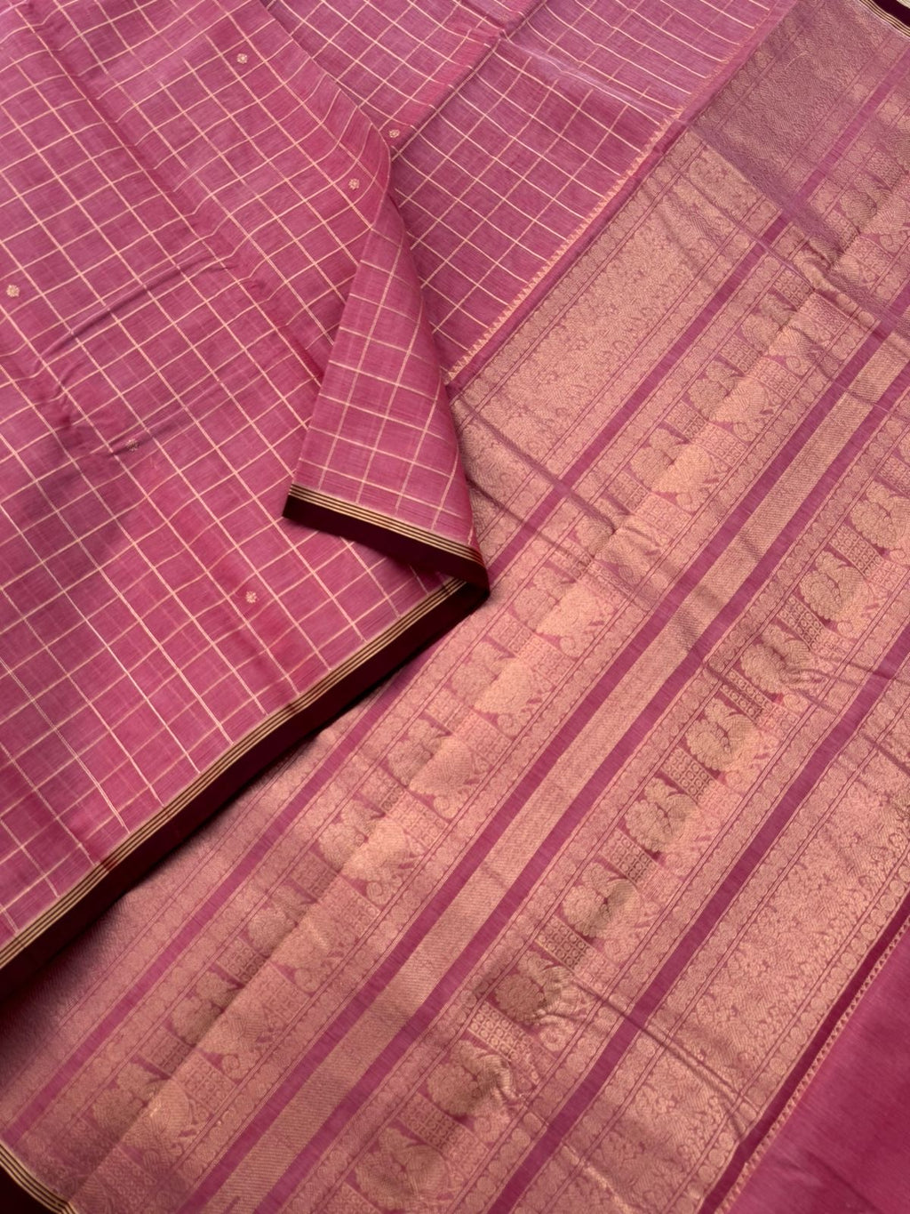 Zari Touched Mangalavastaram - onion peal borderless with kattam buttas