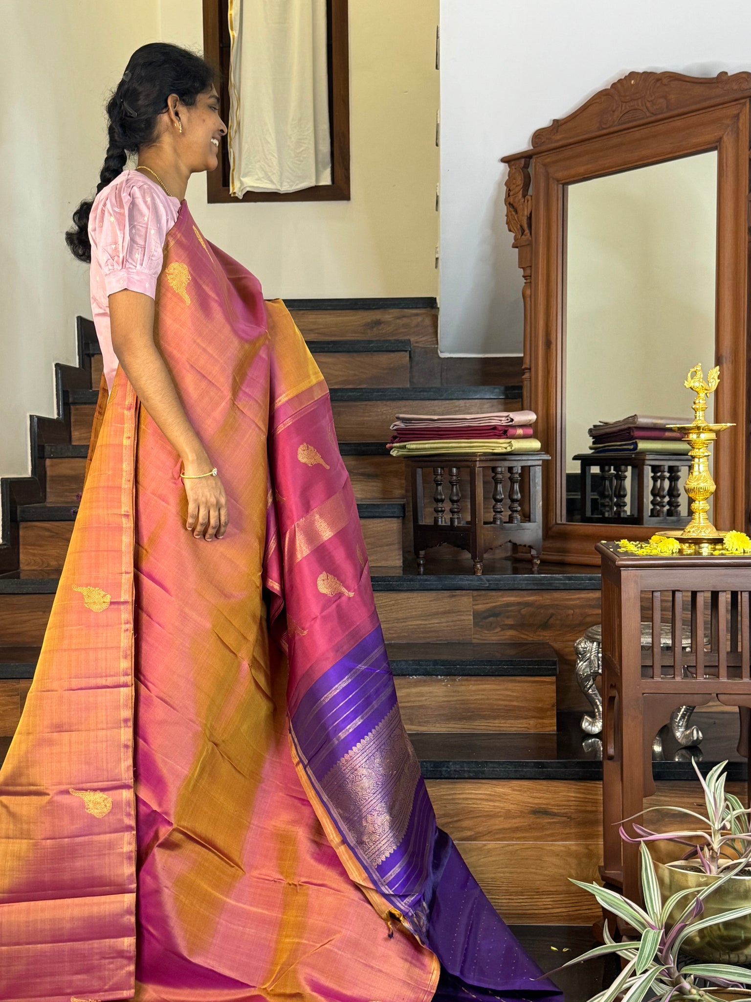 Mohaa - Beautiful Borderless Kanchivaram - a aadai killi ( parrots ) woven buttas with double pallu concept