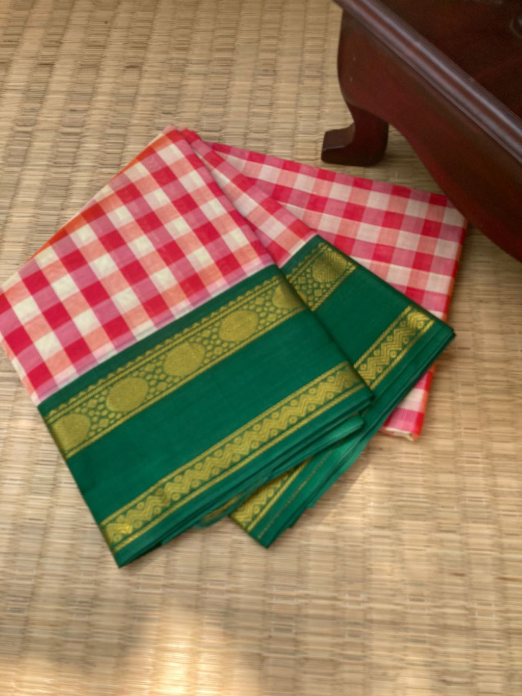 Paalum Palamum Kattams Korvai Silk Cottons - off white and red with green borders