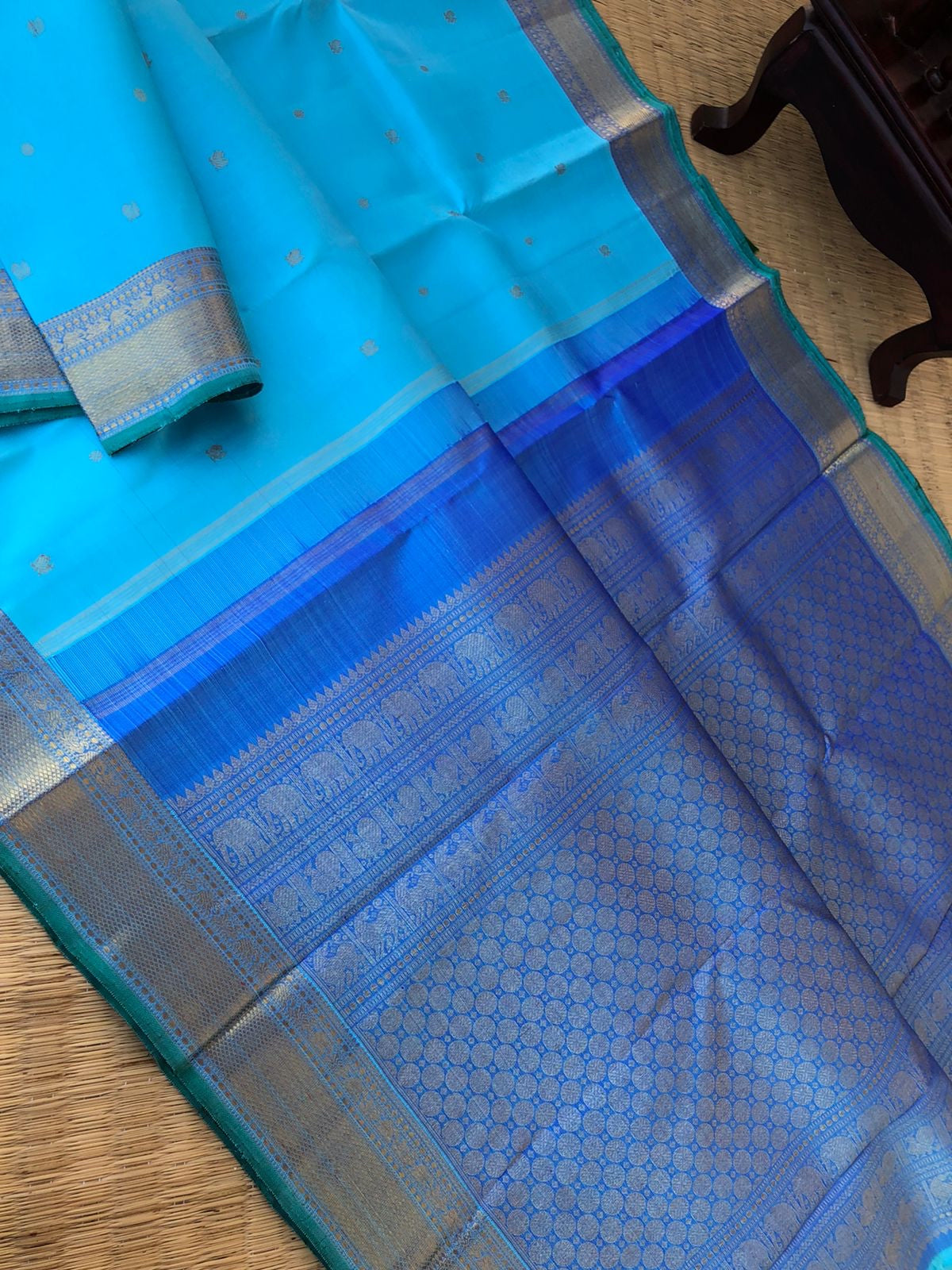 Solid Kanchivarams - the shades of sky blues is gorgeous
