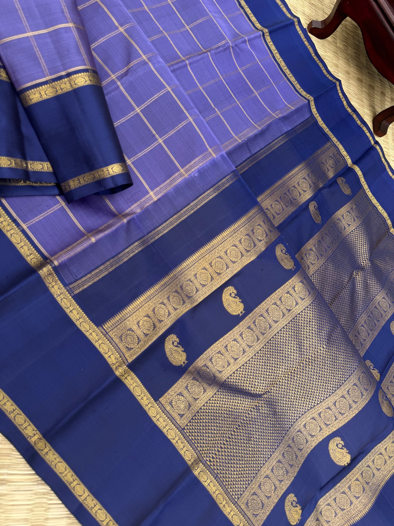 Molten Play on Kanchivaram - a most gorgeous metallic deep lavender and navy blue with kattam woven body and unique pallu