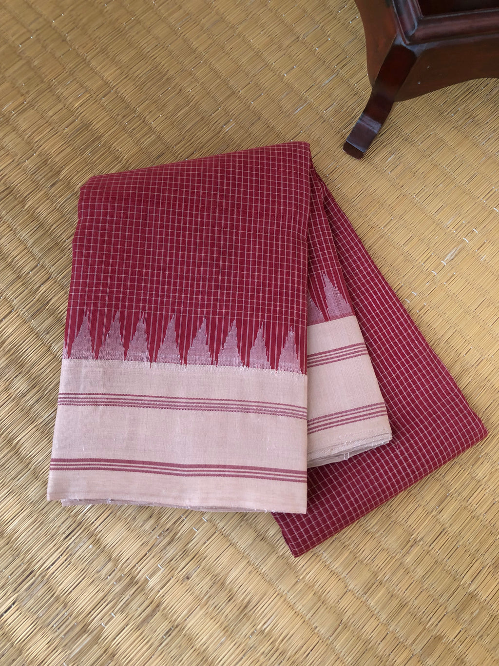 Signature Korvai Silk Cottons - aaraku and cream sandal