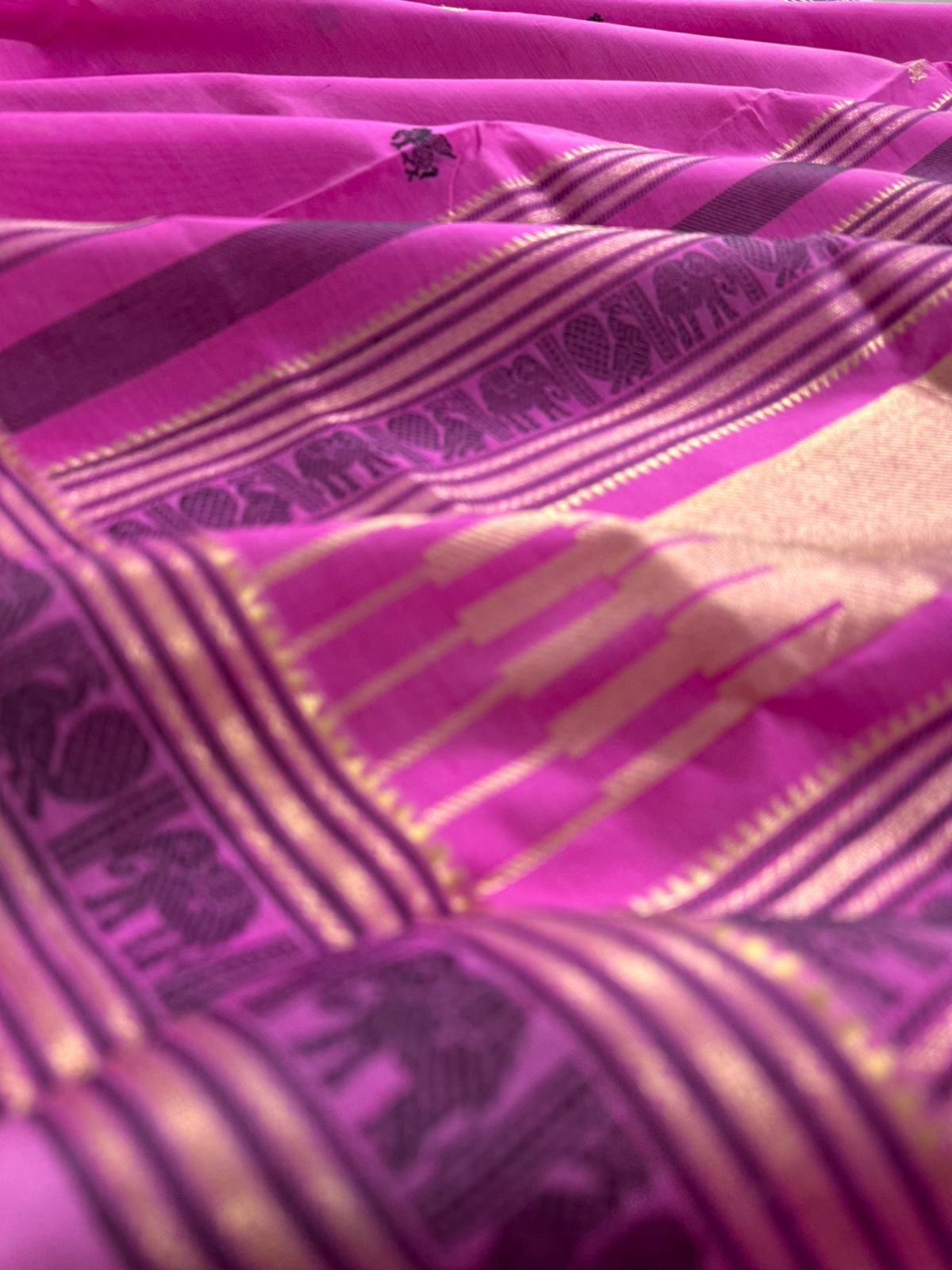 Zari Kissed Silk Cotton - bubble gym pink