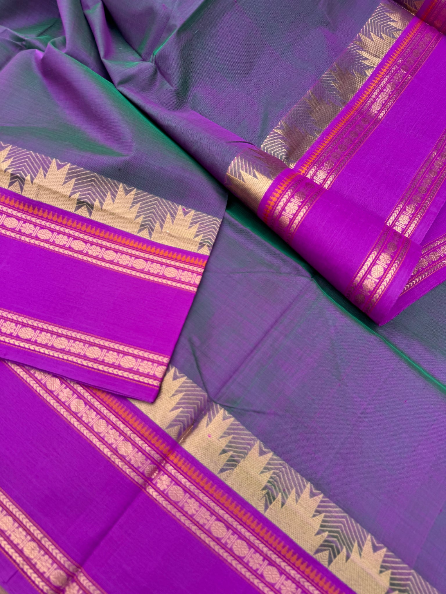 Zari Kissed Silk Cotton - dual tone green mixed pink