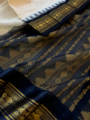 Korvai Silk Cotton - off white and black lakshadeepam