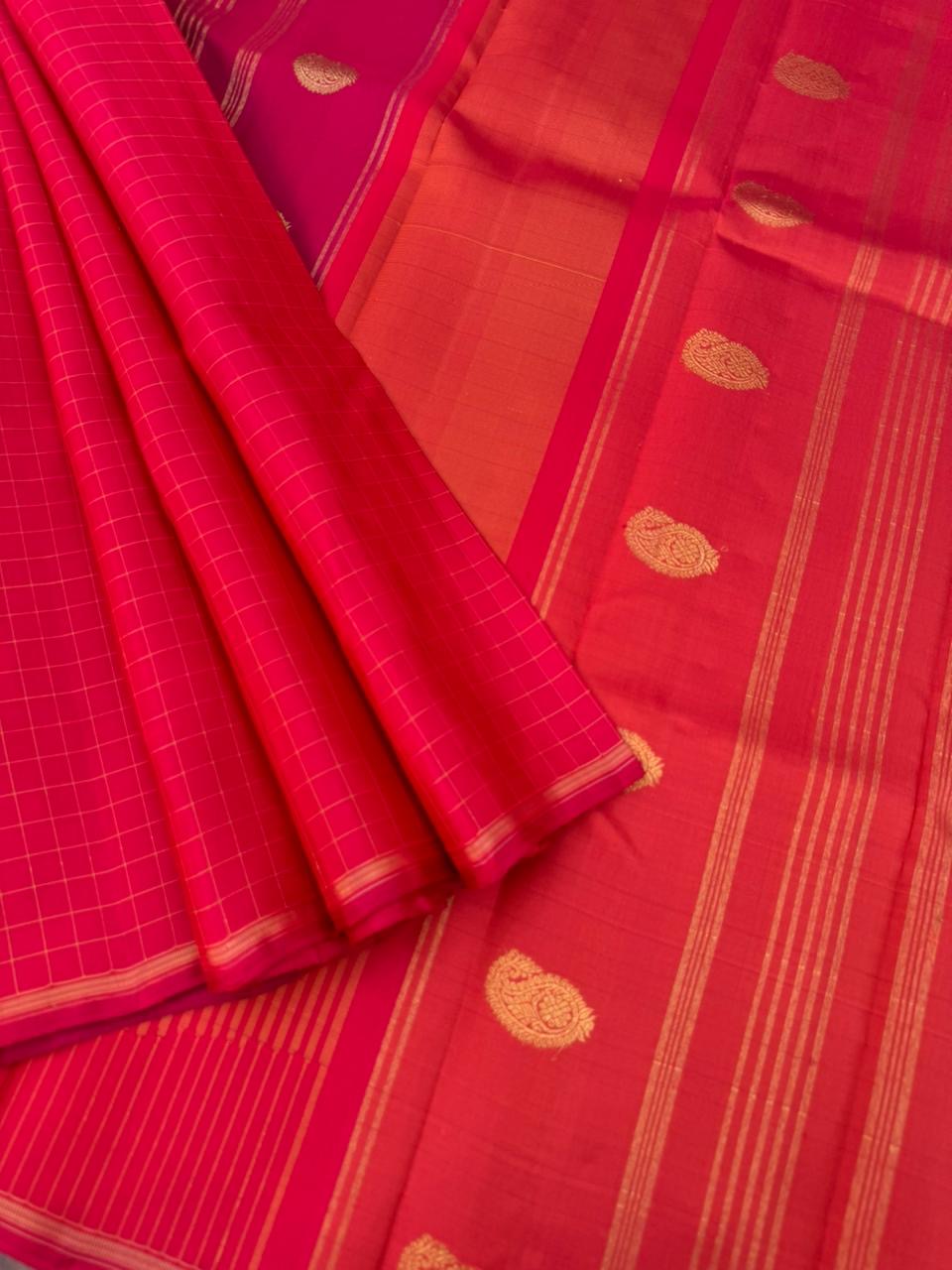 Uniquely Woven Kanchivarams - stunning red muthu kattam with unusual woven longa pallu
