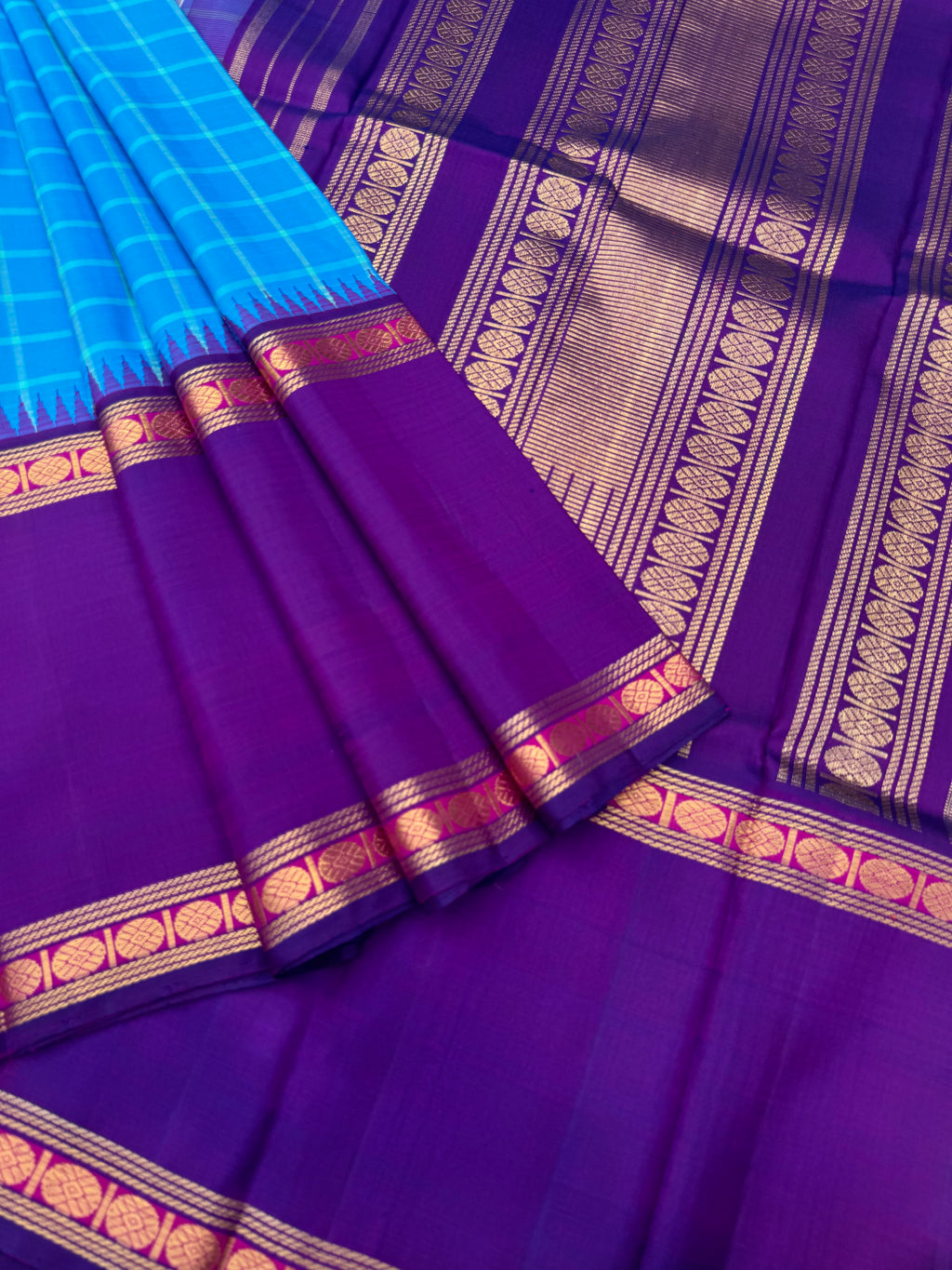 Paarambarayam - Vintage Vibes on Every Thread - most beautiful blue and most vintage blue on violet with kalakshtera style broad borders