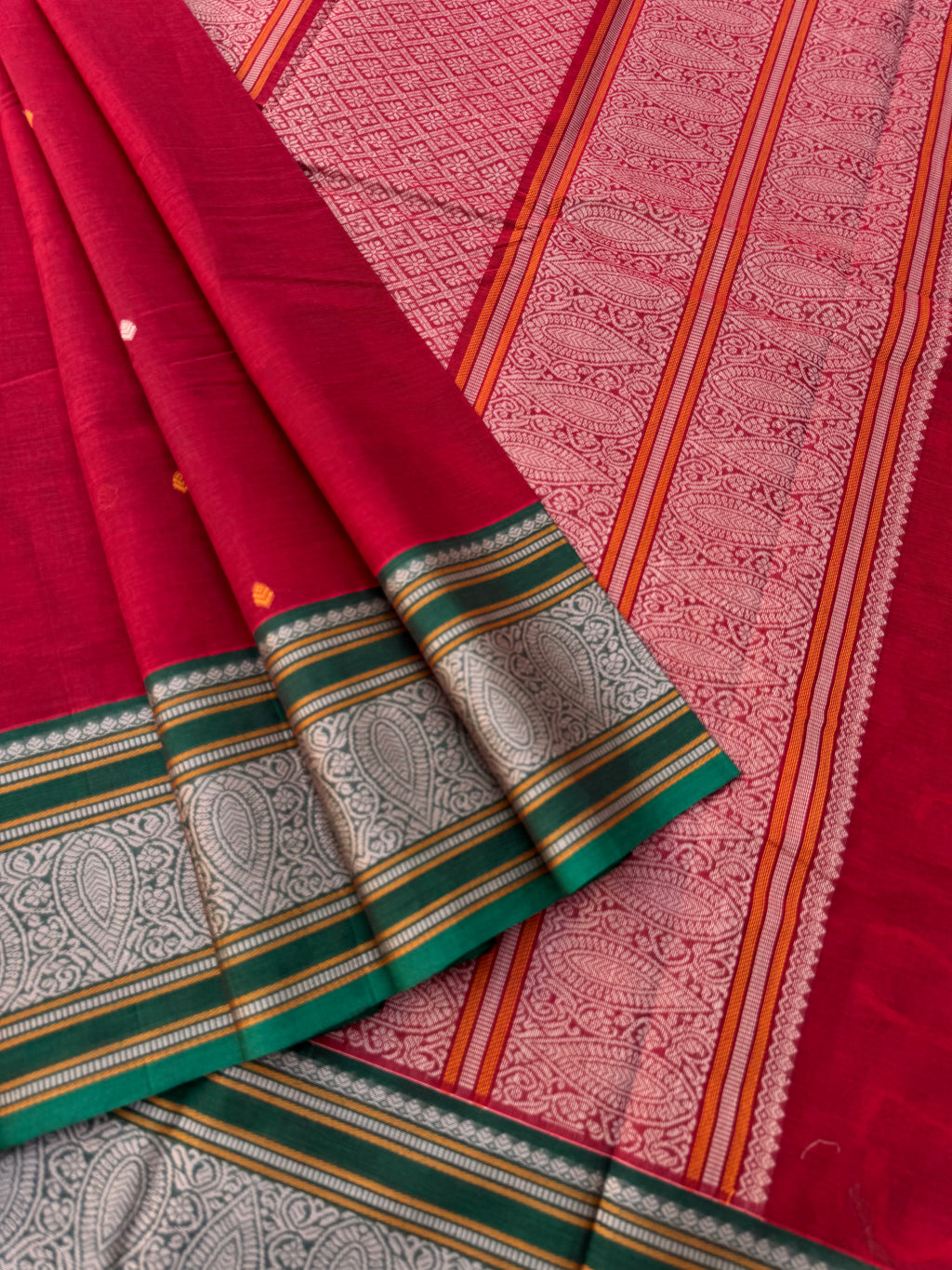 Mangalavastaram -reddish marron with woven borders and grand pallu