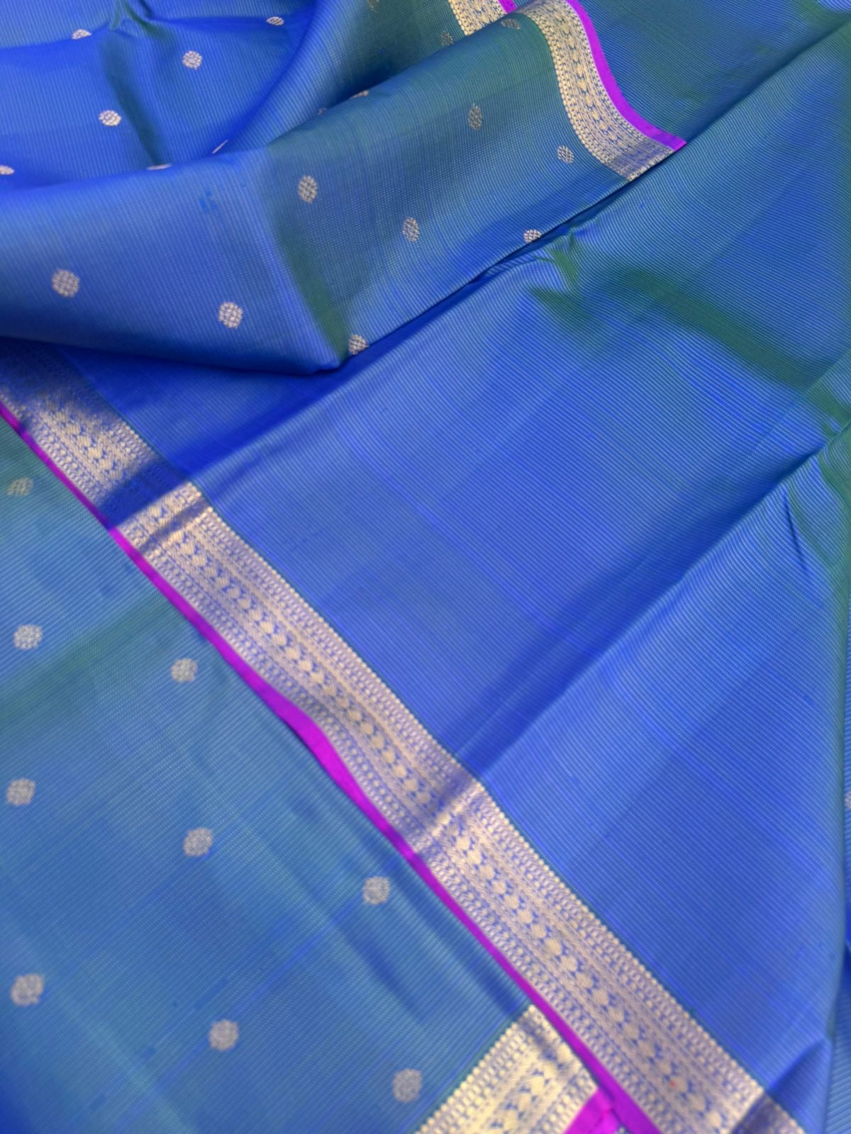 Vairaa - The traditional luxurious Vairaoosi on Kanchivaram - for people who love small borders and vairaoosi in dual tone peacock blue green