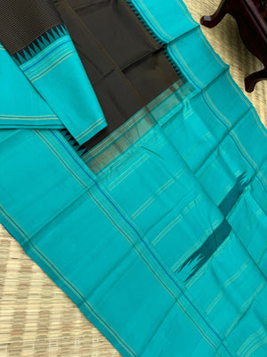Rarest Korvai Kanchivaram - the best of best black ans teal with invisible stripes woven body