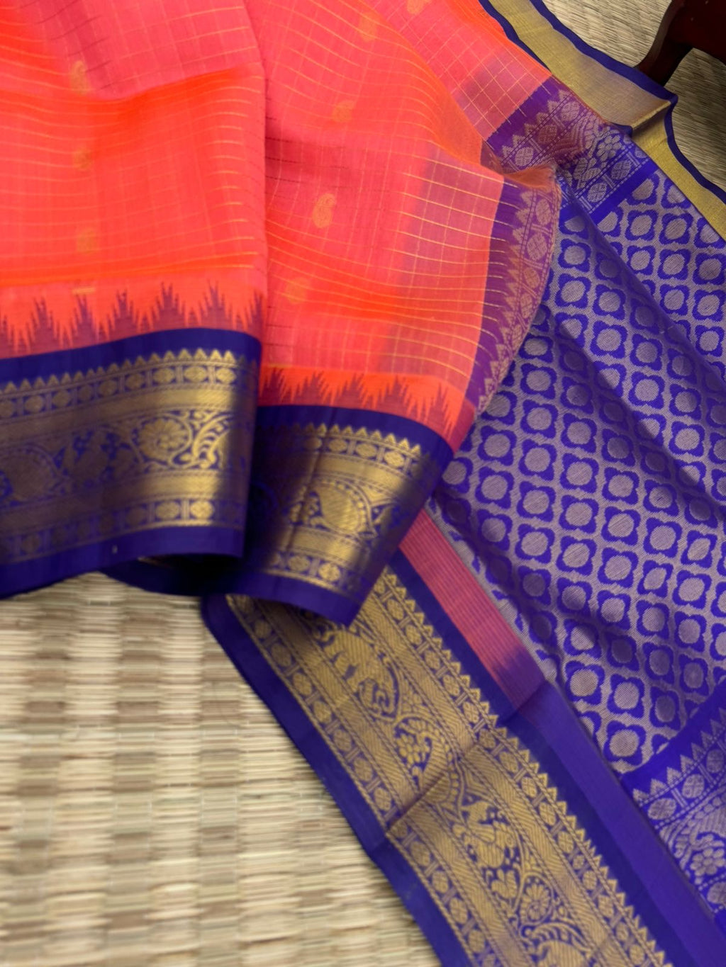 Korvai Silk Cottons - Kanagambaram pink and royal blue Zari kattam buttas