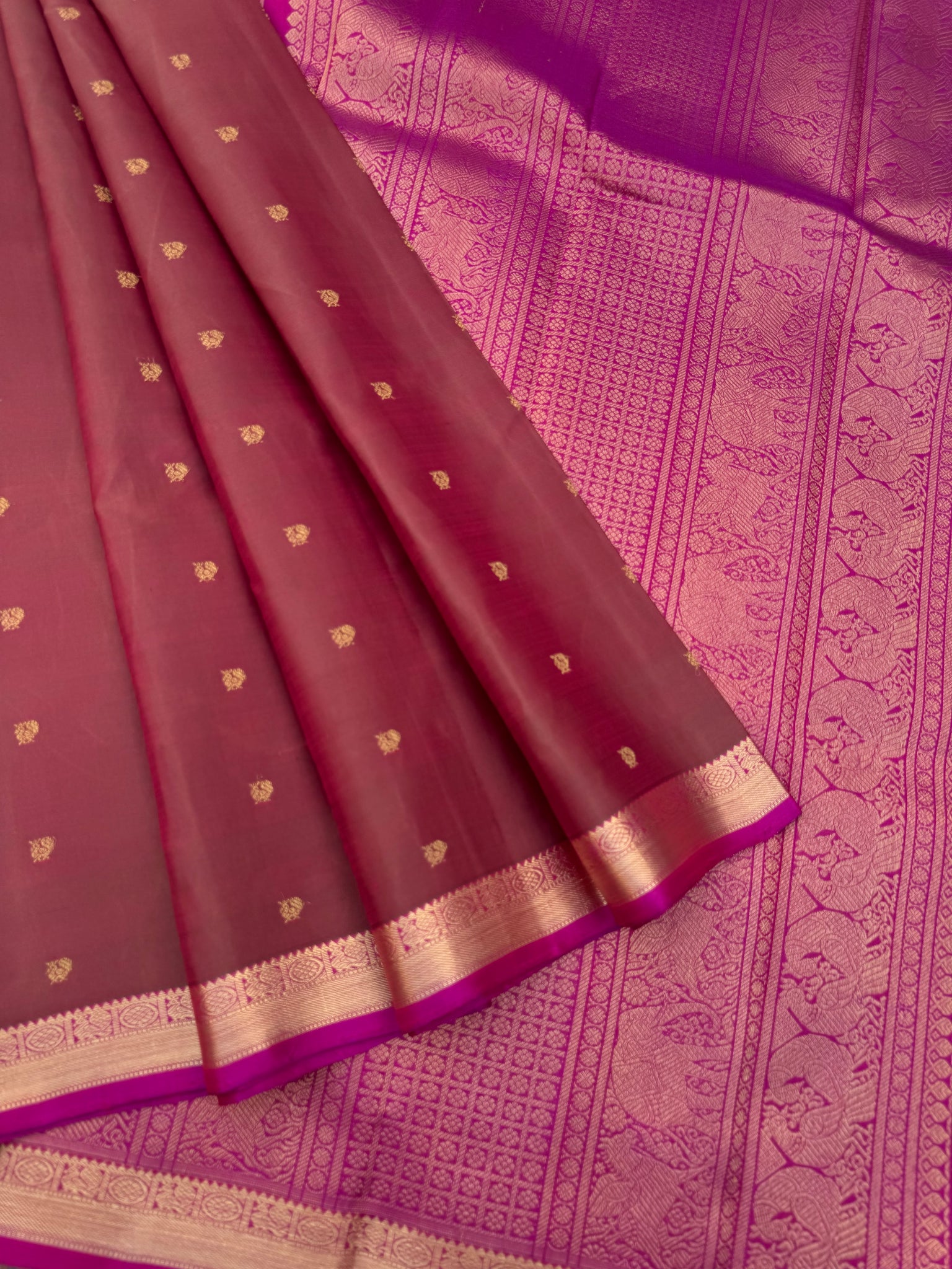Swarnam - Kanchivarams woven for Generations - a saree made for people ...