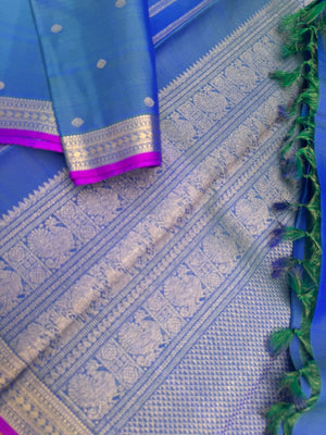 Vairaa - The traditional luxurious Vairaoosi on Kanchivaram - for people who love small borders and vairaoosi in dual tone peacock blue green
