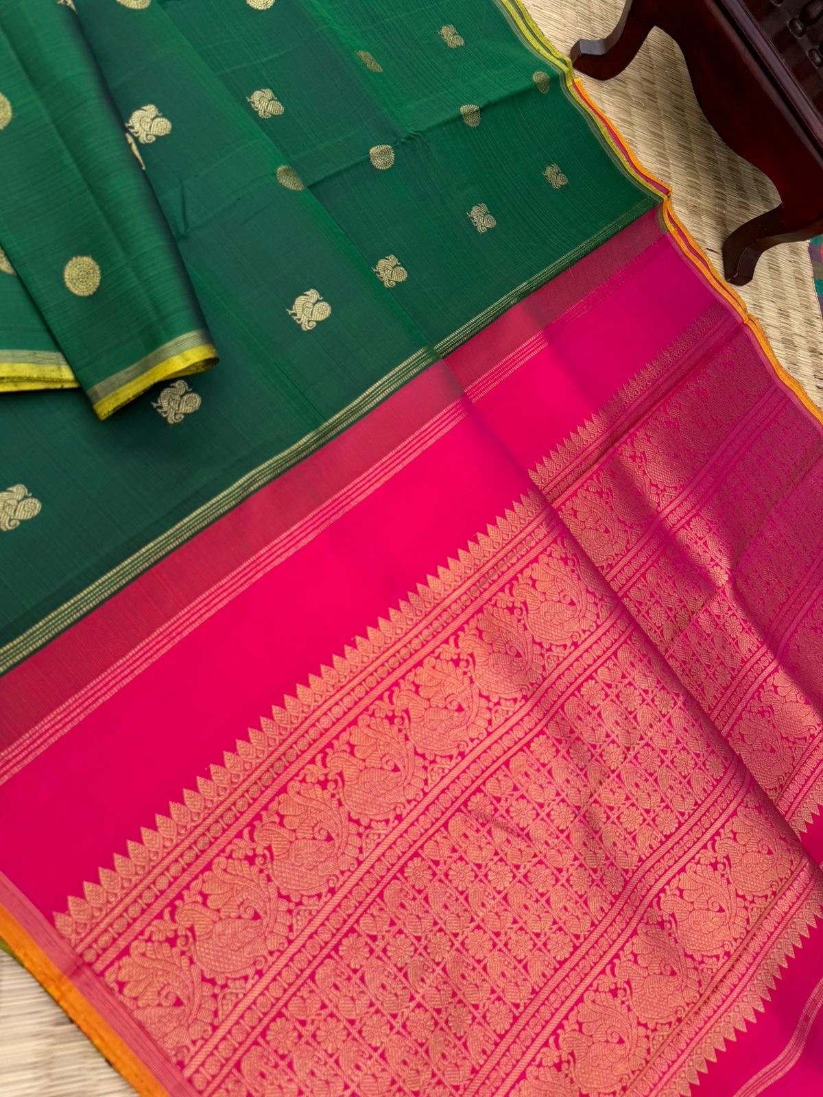 Colour Play on Kanchivaram - deep dark Meenakshi green and pink borderless Kanchivaram