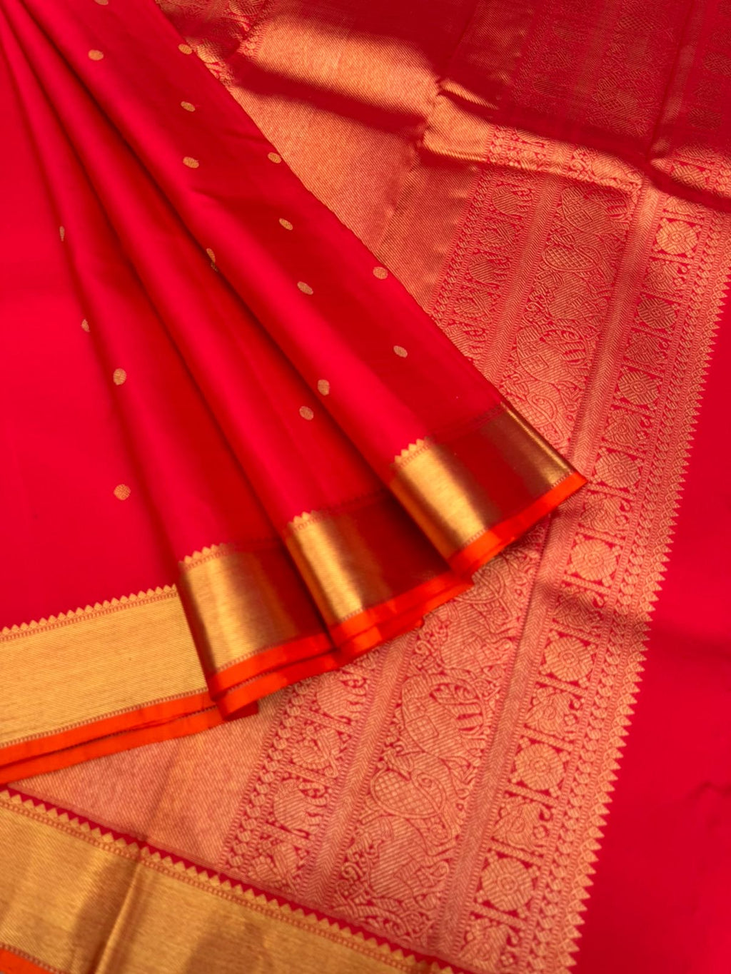 Colours of Navarathri 2025 on Kanchivarams - wear this full tomato red and gold kanchivaram style with any of your gold or diamond jewellery !! You will be talk of the town for sure
