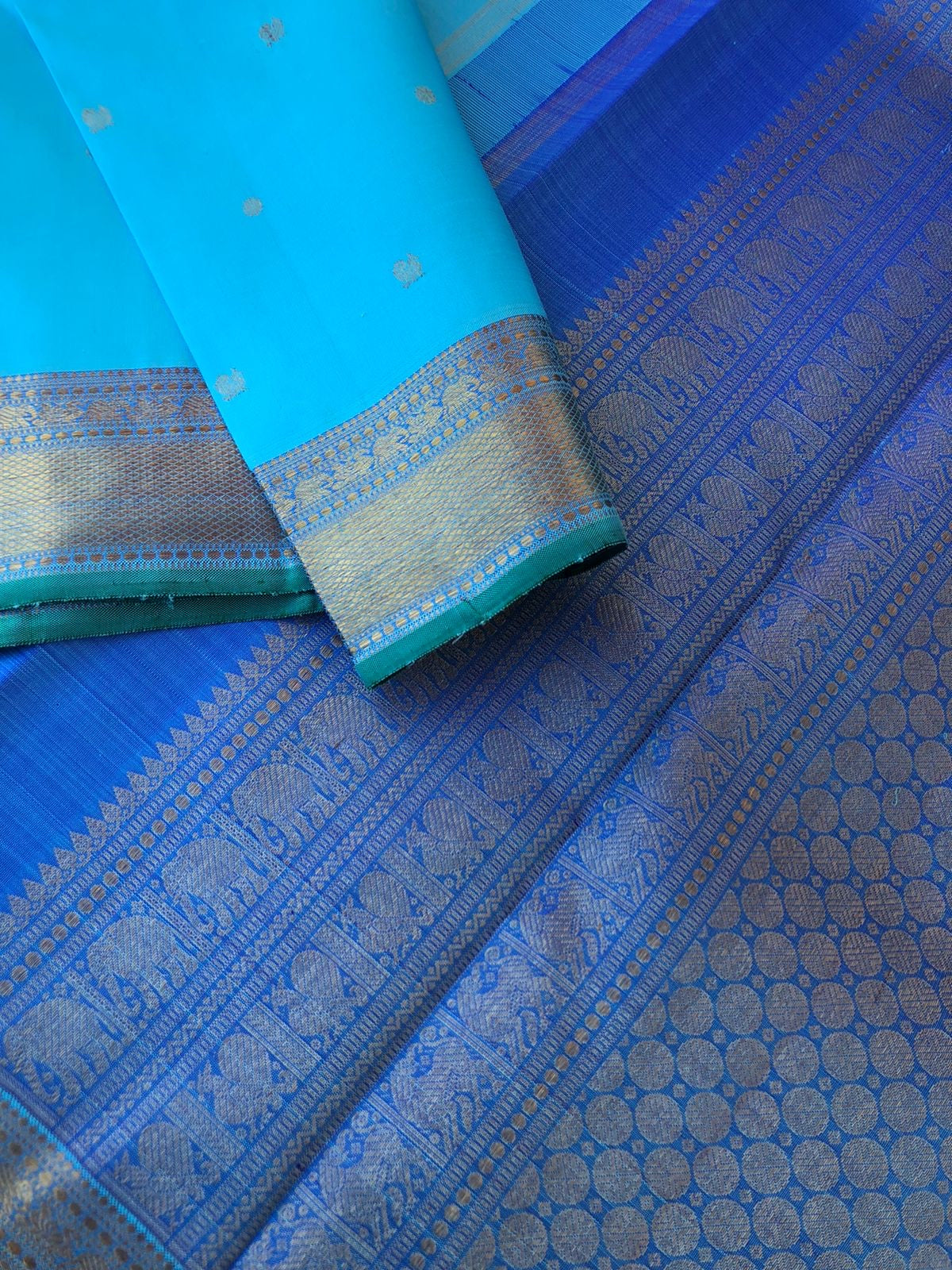 Solid Kanchivarams - the shades of sky blues is gorgeous