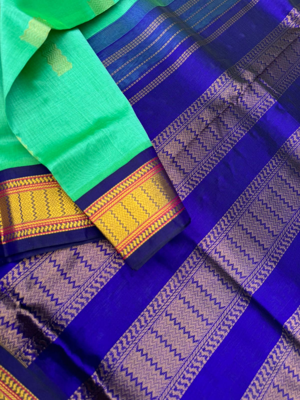 Korvai Silk Cottons -aqua blue on dark bue