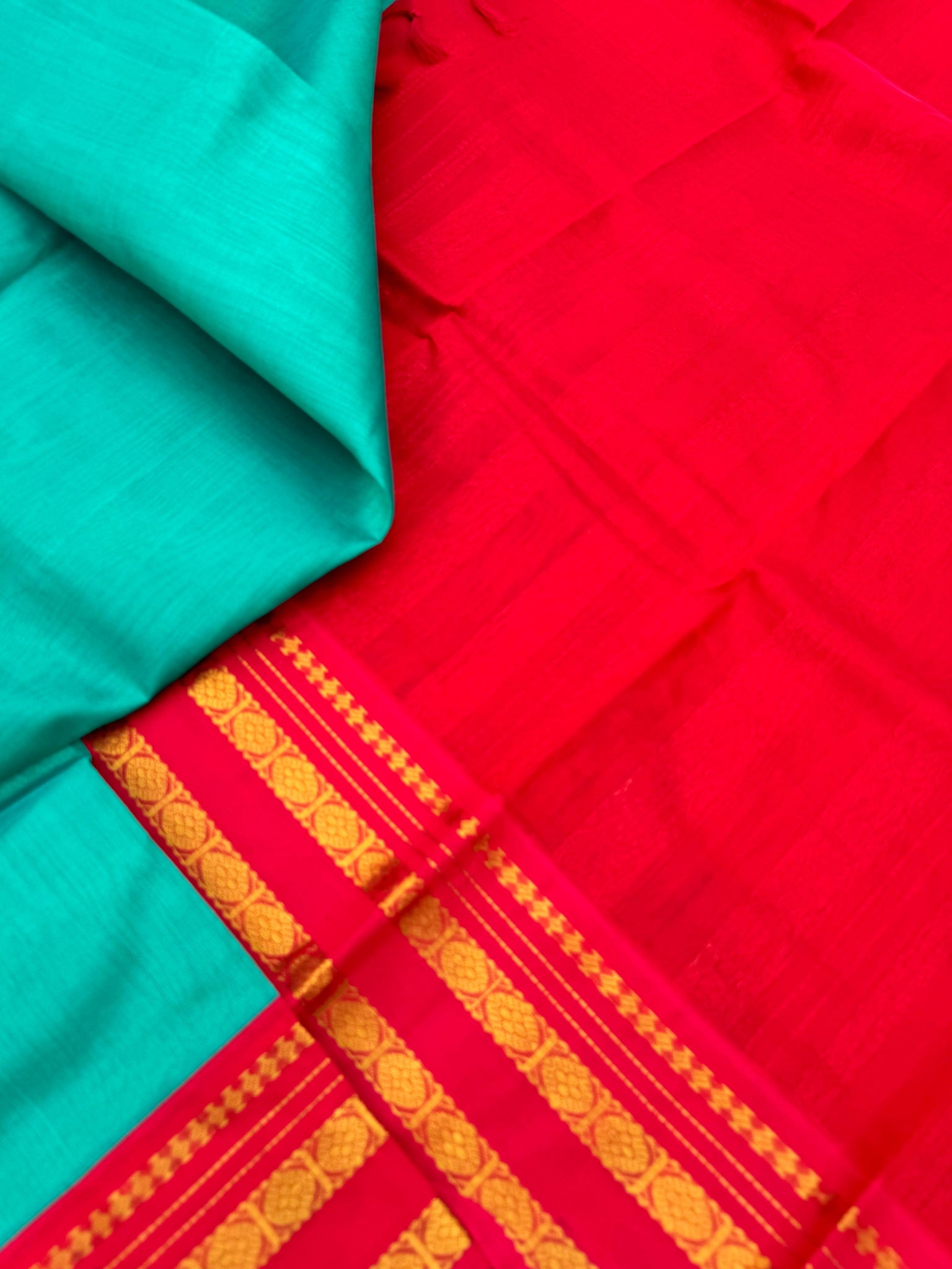 Korvai Silk Cottons -teal and red plain body