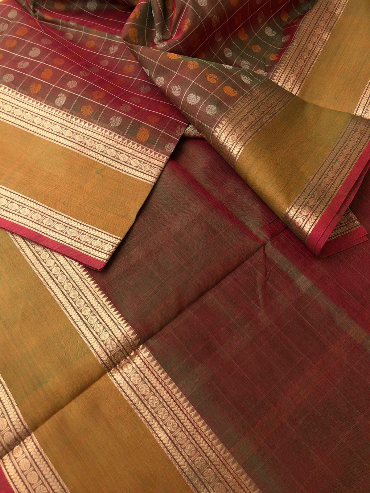 Woven Motifs Silk Cottons - beautiful maanthulir 1000 buttas