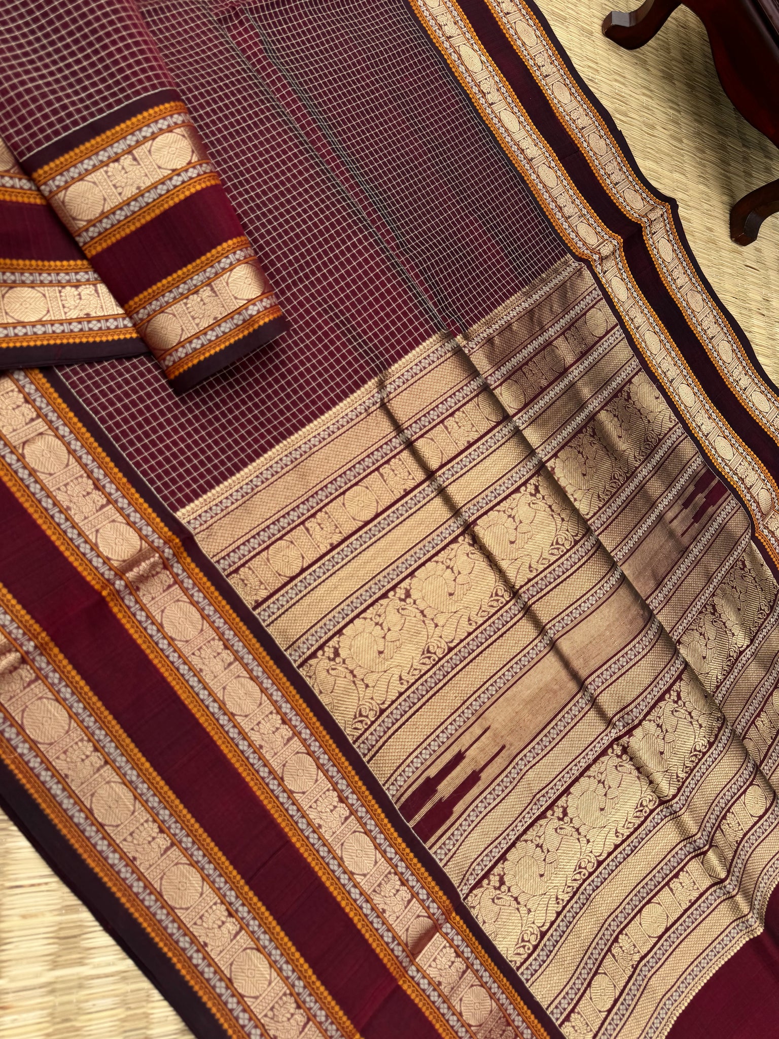 Zari Kissed Silk Cotton - stunning deep maroon podi kattam with retta pett woven borders