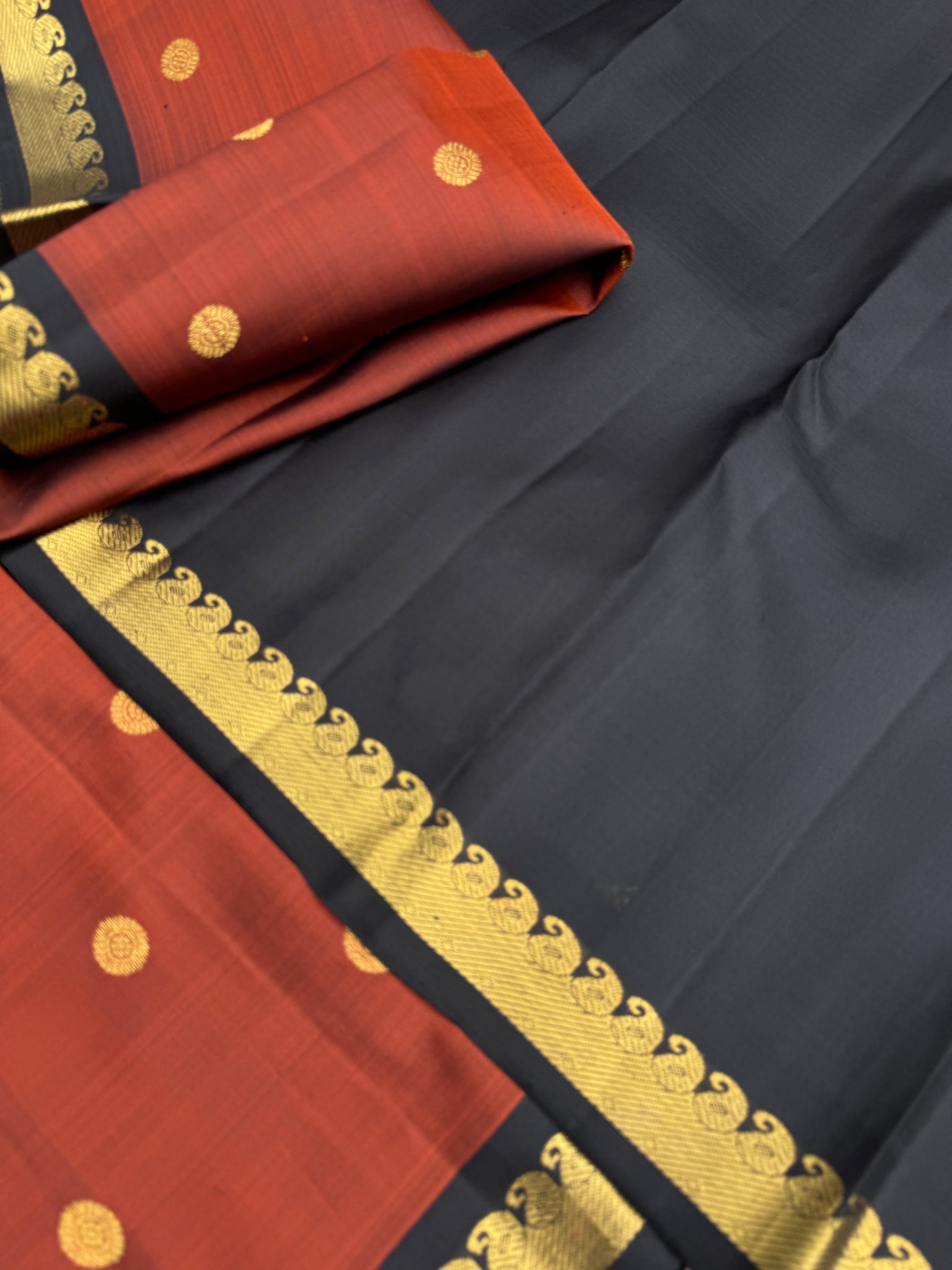 Leela - The bliss of small border Kanchivarams - most gorgeous rusty brown and black