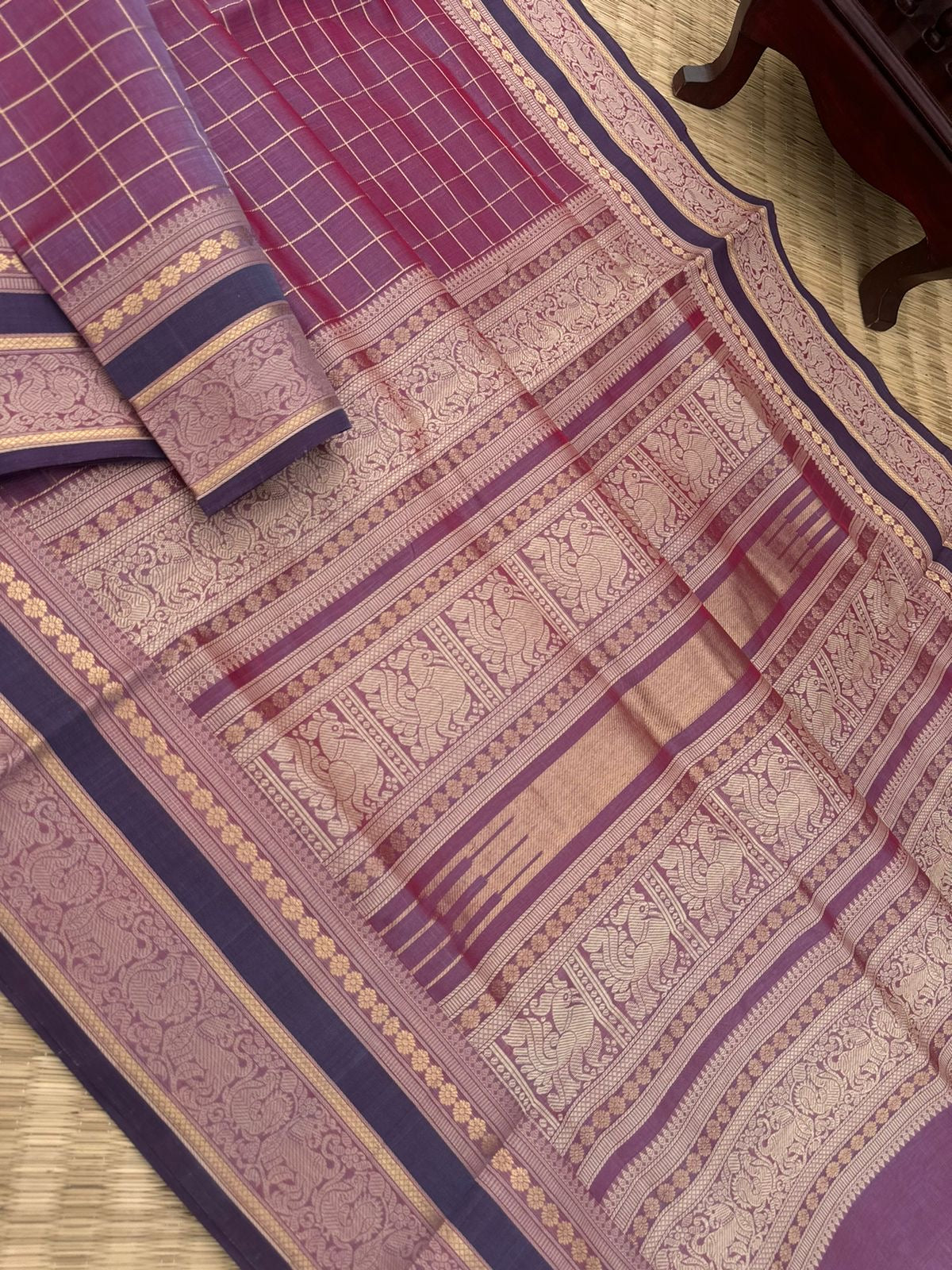 Zari Kissed Silk Cotton - dual tone onion peal muthukattam