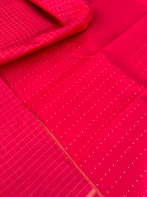 Uniquely Woven Kanchivarams - stunning red muthu kattam with unusual woven longa pallu