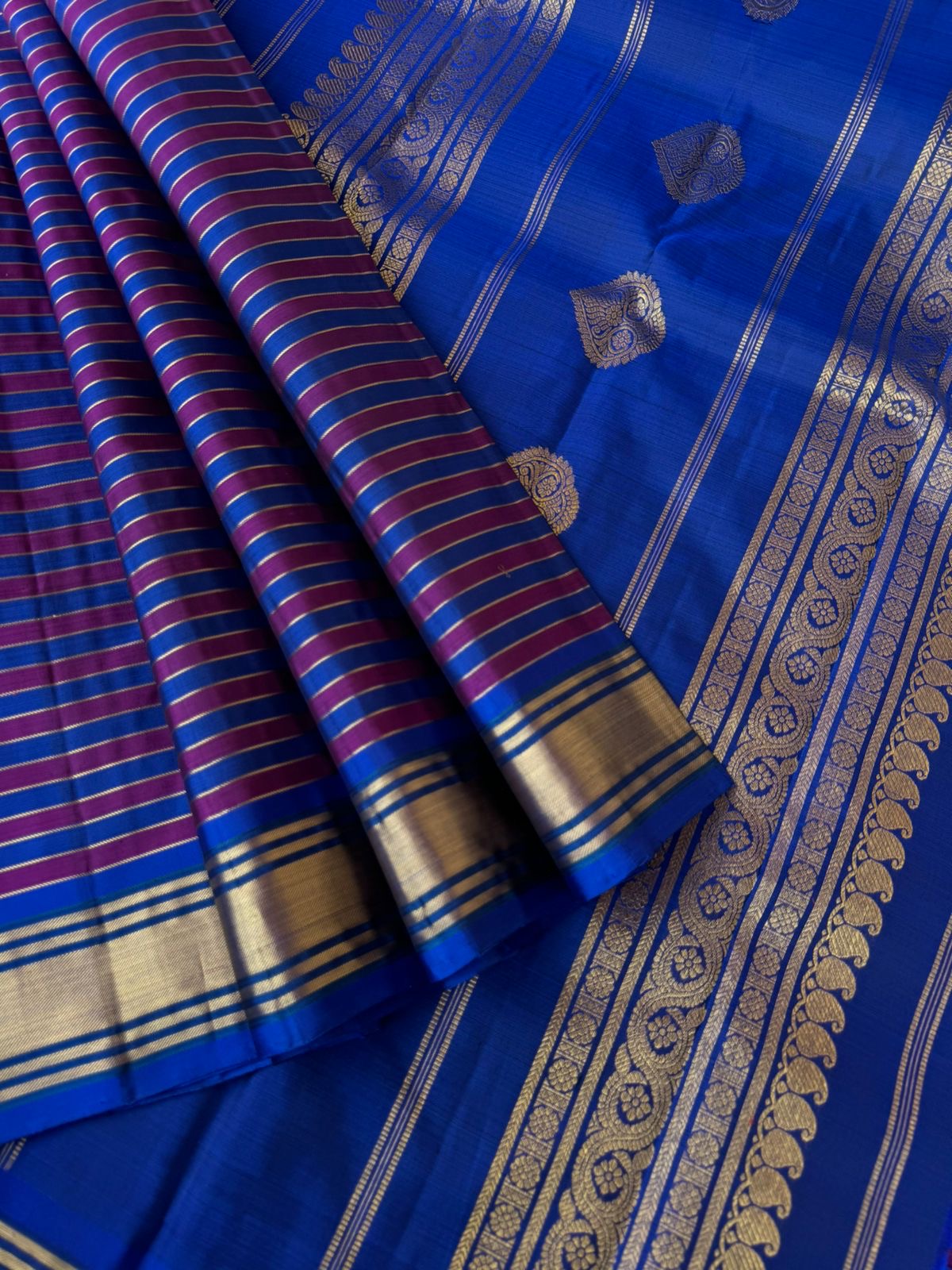 Kattam Koodu on Kanchivaram - the most vintage style zari stripes woven body with classy pallu