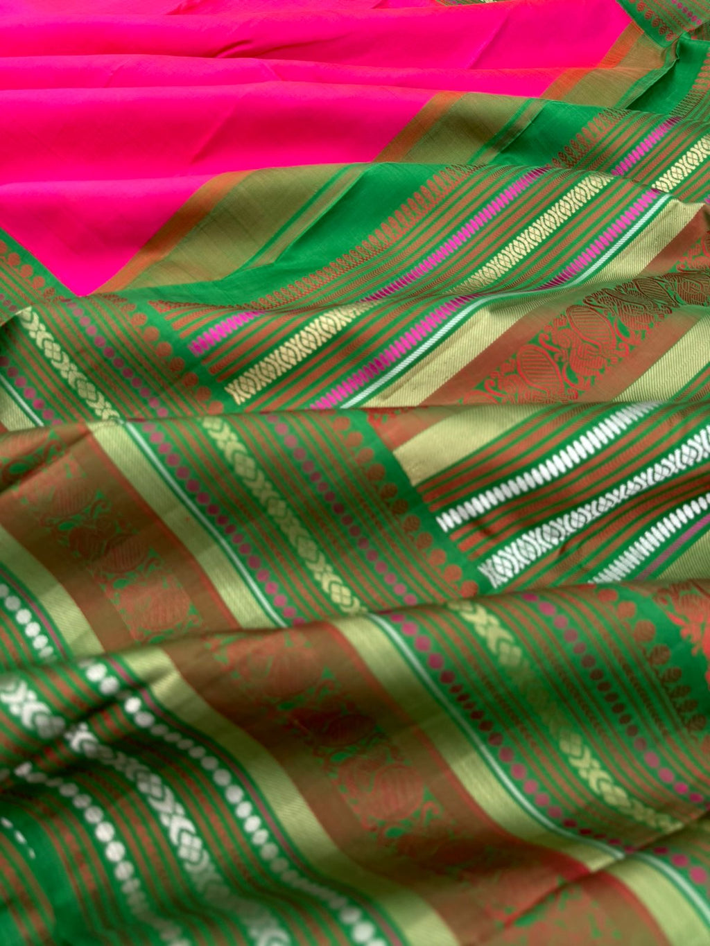 Album Untouched - a classy kalakshetra style Kanchivaram in style pink and green with varusai pett woven no zari borders