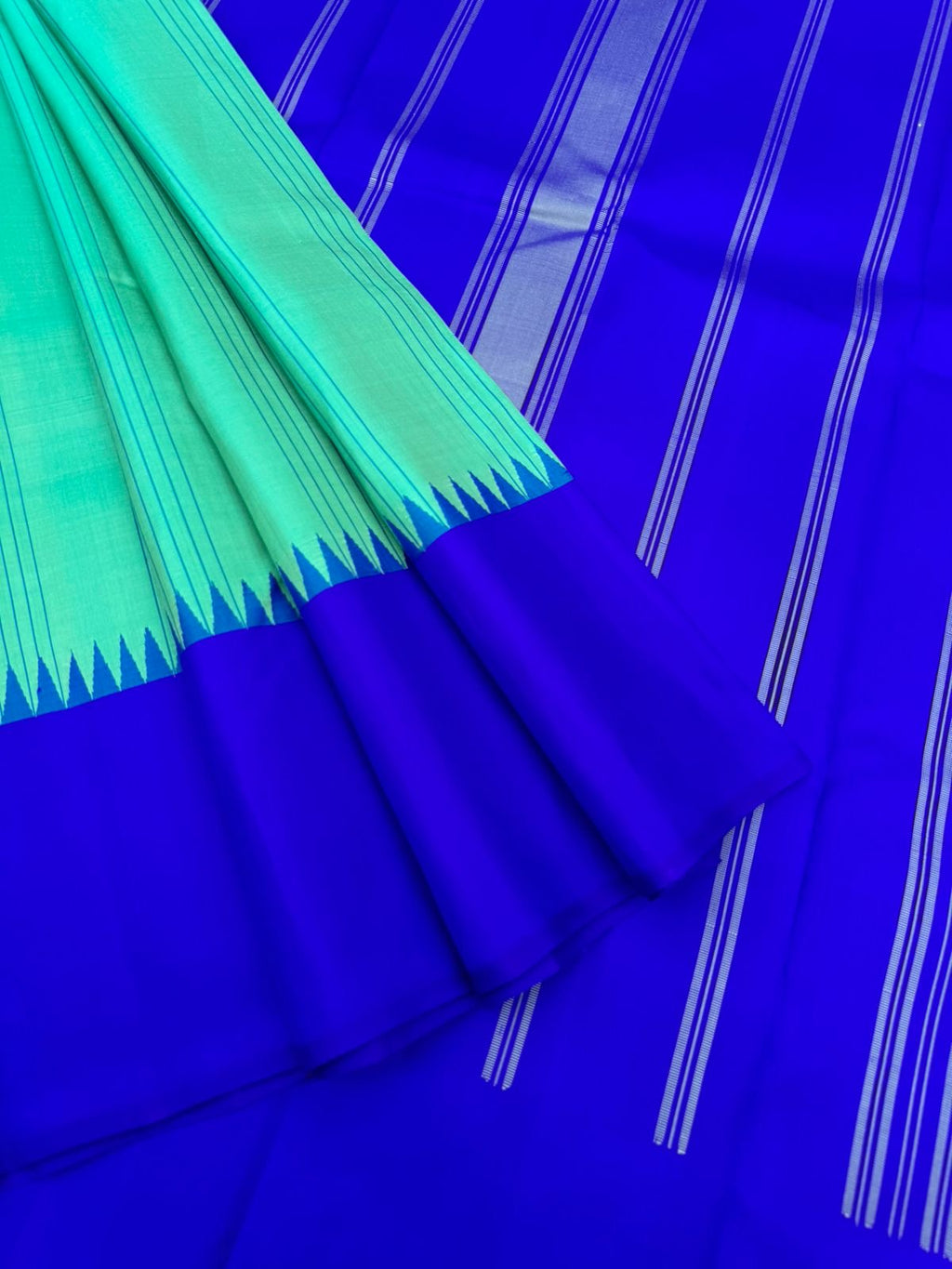 The Best of No Zari Korvai Kanchivaram - a stunning aqua and ms blue with vertical stripes woven body